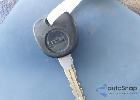 2004 Chevrolet Silverado z USA, uszkodzony, nr VIN 0GCEC14V34Z206987